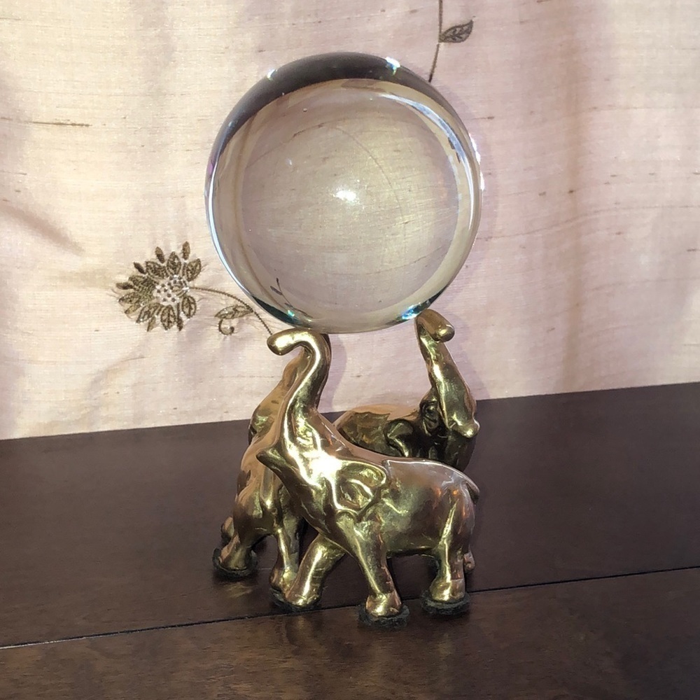 Elephants 4’ x 4’ Holding up a crystal Clear Ball - Picture 1 of 10